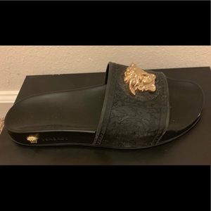 Authentic women Versace Slides (runs one sz small)